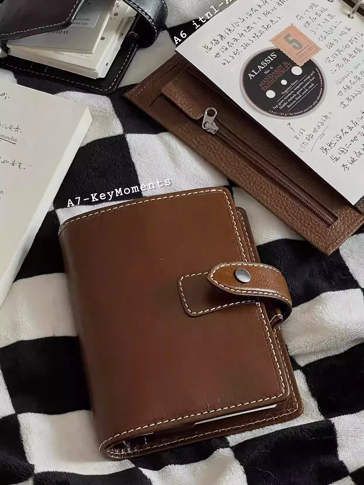 Business Style Dark Brown M5 Leather Notebook Loose Leaf Thickened  Notebook  High Aesthetic Portable Notebook Notebook