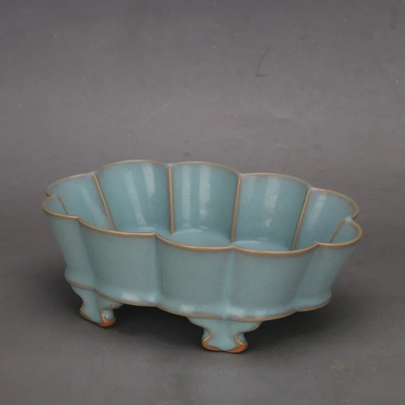 Chinese Celadon Porcelain Brush Washer Song Ru Kiln Quadruped Design 7.87 inch