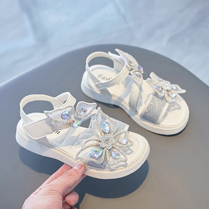 Girls Sandals Fashion Rhinestone Butterfly Princess Shoes Summer Children Soft Sole Beach Sandals Non-slip Crystal Kids Shoes