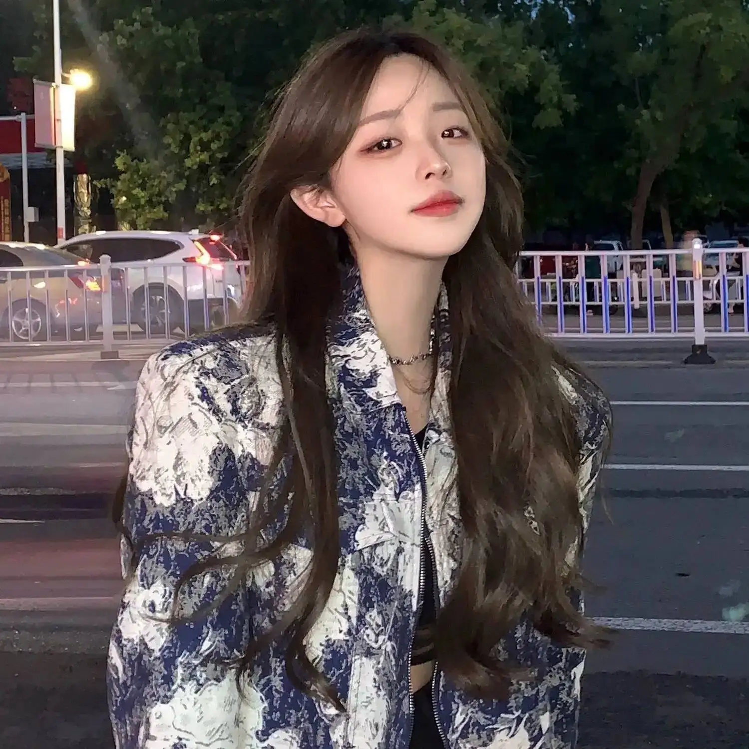 

Женская дизайнерская элитная маленькая ароматная стильная тонкая куртка с длинными рукавами, весенне-осенняя универсальная куртка, модный топ