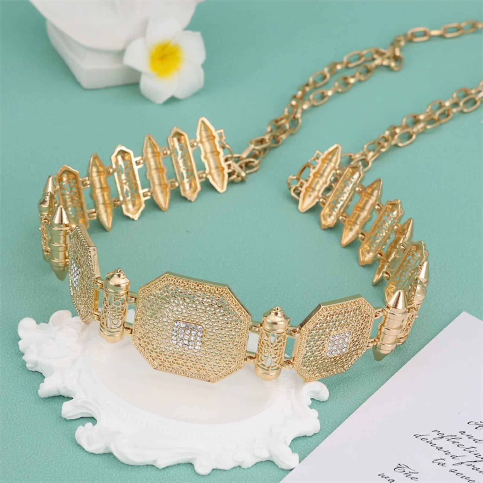 

Middle Eastern Style Retro Moroccan Wedding Dress Waist Chain Hollowed-Out Pattern Gold Plated Bride Belt Adjustable Length