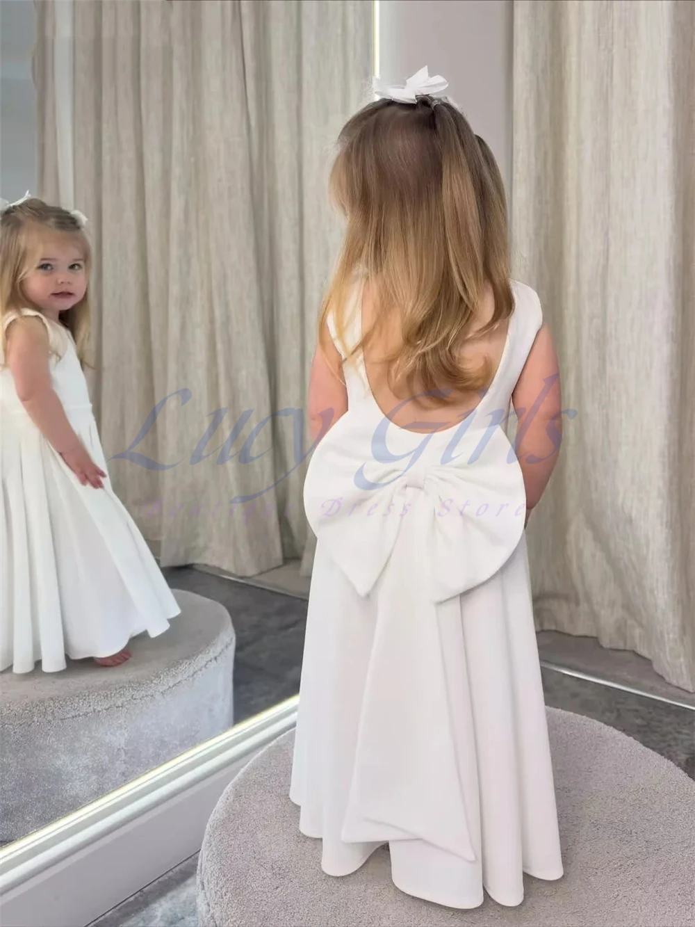 Lovely lvory Crepe Bow Mini Flowers Girl Dress O Neck A Line Wedding Birthday Party Ball Dresses Tiered Kid Prom Gown Customize