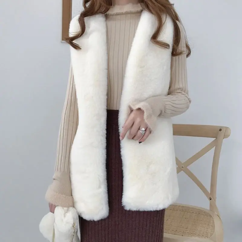 Winter Vest Women Casual V Neck Imitation Rabbit Fur Sleeveless Outwear Thicken Warm Open Stitch Garment Sleeveless Coat Jacket