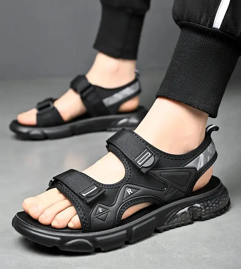 2024 New Summer Man's One Word Hollow Mesh Casual Sports Sandals Soft Sole Non Slip Anti Odor Outdoor Beach Sandals