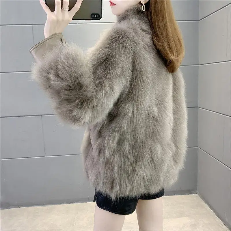 New Fashion Women's Winter Korean Faux Fur Coat Female Round Neck Appear Thin Loose Integrated Short Jacket Overcoat E3096