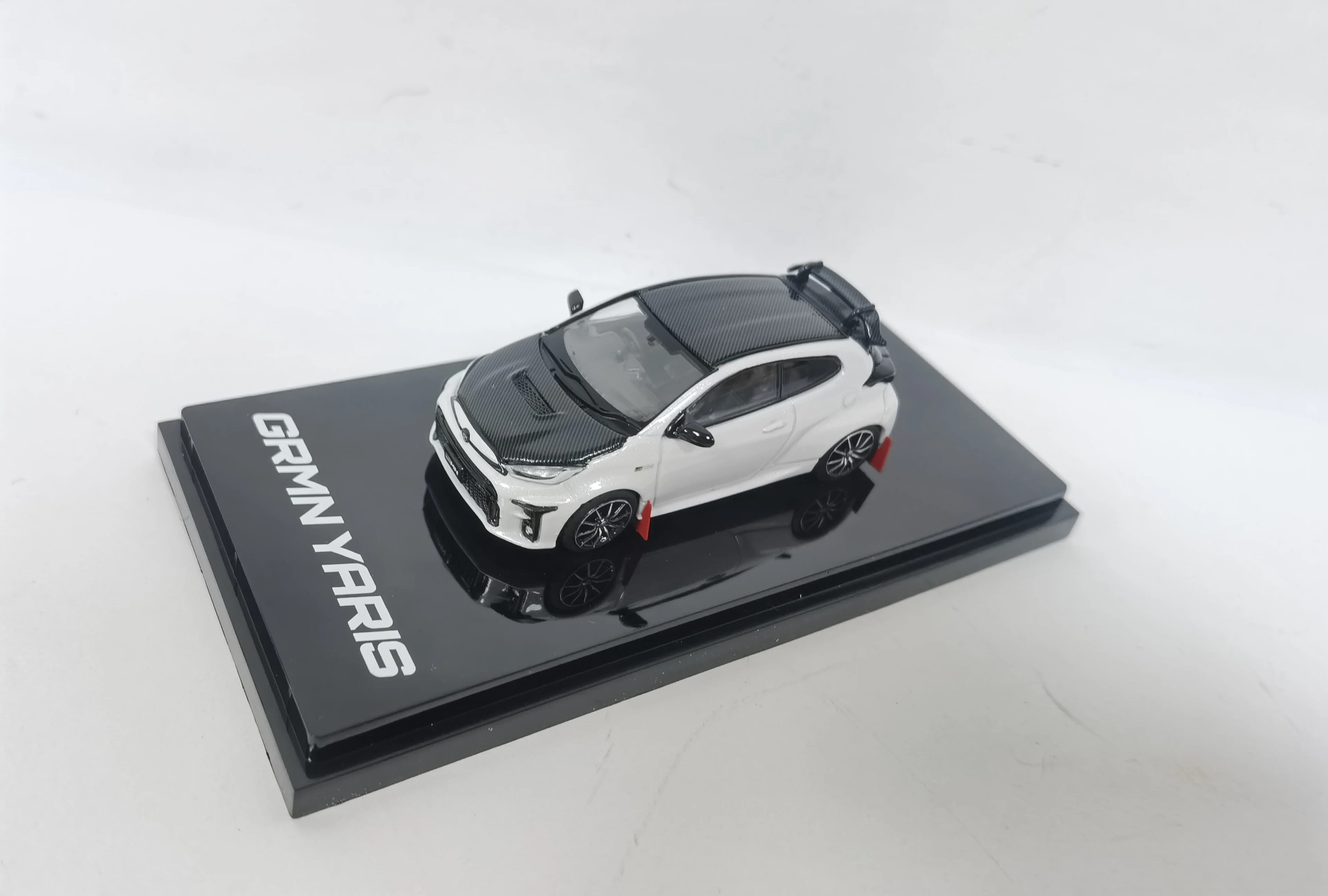 Car Model HJ643024RPW 1/64 Toyota Grmn Yaris Rally Package With GR Parts White  Pearl Mica For Collection