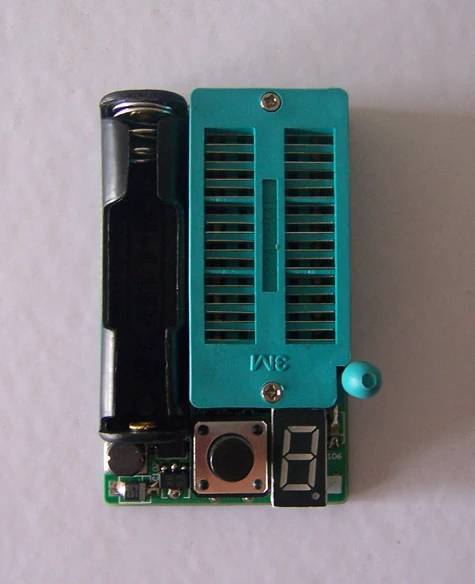 

Integrated Circuit Tester IC LED LM339 Optocoupler Test
