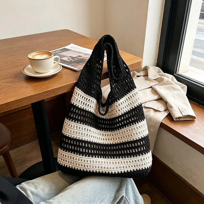 Holiday travel knitted single shoulder bag, retro mesh hollowed out handbag, simple woven bag, cross-border handheld versatile