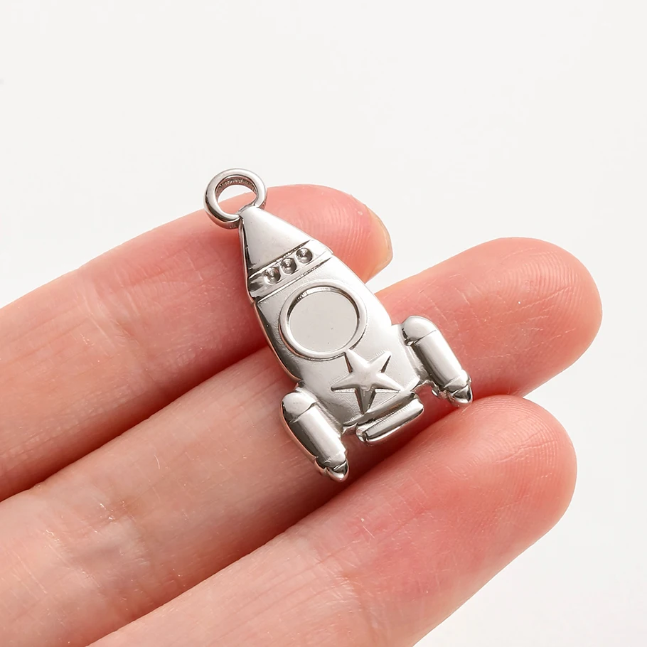 6 Stück modische Anhänger, Alien, Raumschiff, Mond, Edelstahl-Charms für die Schmuckherstellung, Taschenanhänger, DIY-Halskette, Ohrringe, Großpackung – Detail 4