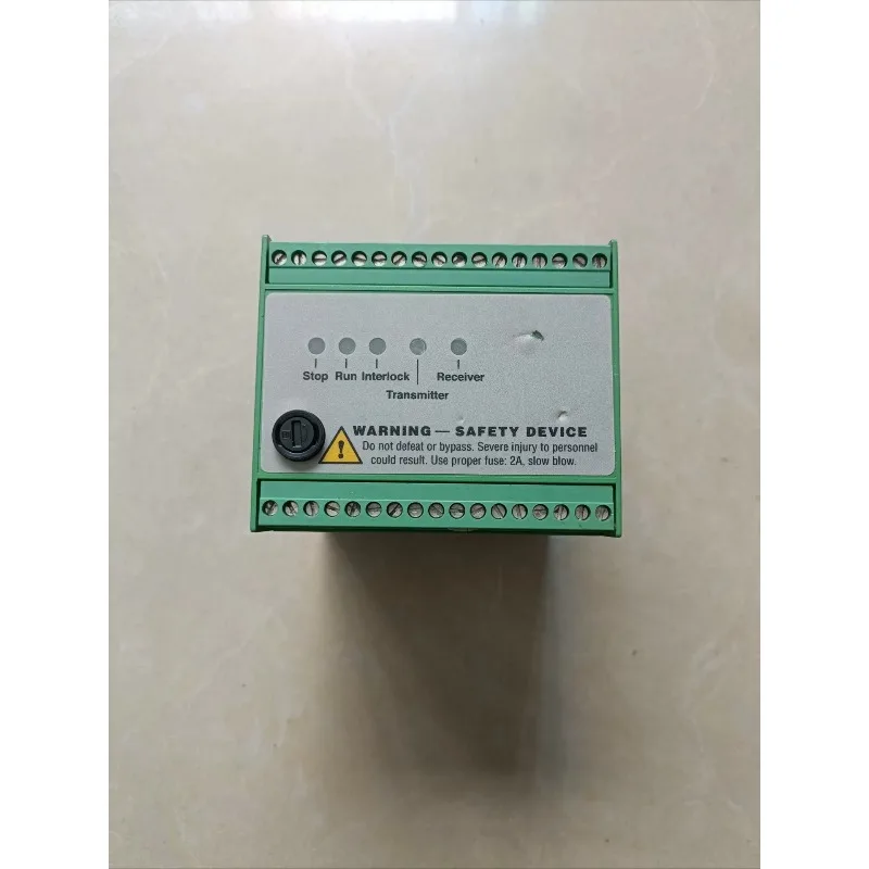 MC42E-DN-1-DC2-U Safety Controller Used Disassembled Minor Scratches Fully Tested for Industrial Safety Control Systems