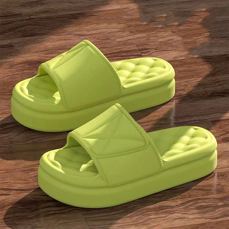 New female summer couple indoor home non-slip summer thick soled home bath slippers woman