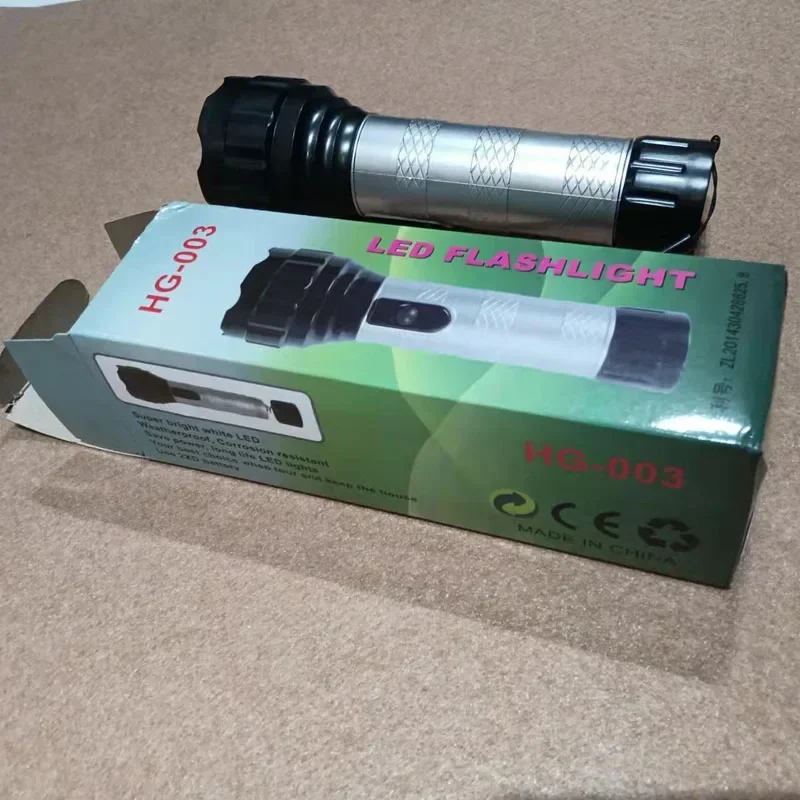 NUOVO salvadanaio privato di grande volume Stash Hider Diversion segreta Torcia a LED sicura Può essere sicuro per nascondere denaro Strumenti di gioielli