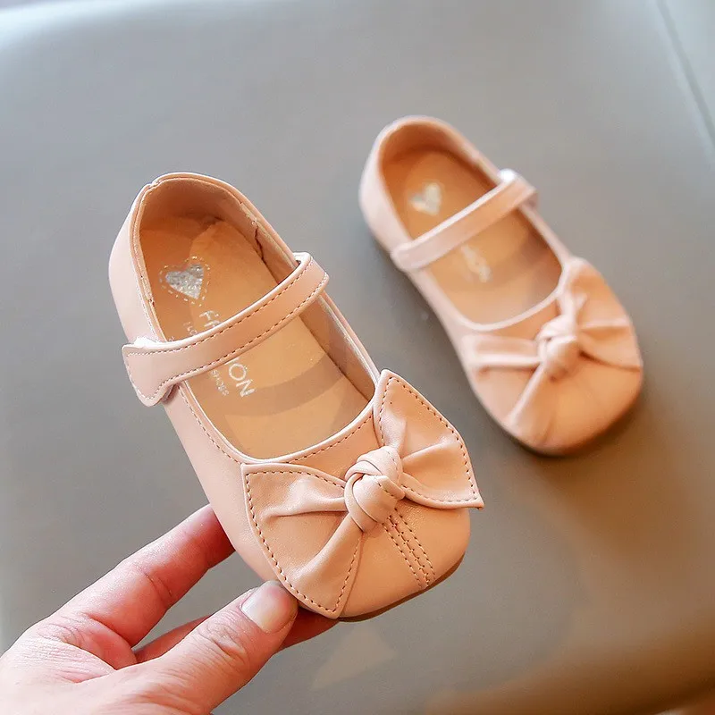 Girls Butterfly Shoes 2023 New Fashion Autumn Girls Bling Princess Shoes String Bead Dance Shoes Child Anti-slip Flats D640