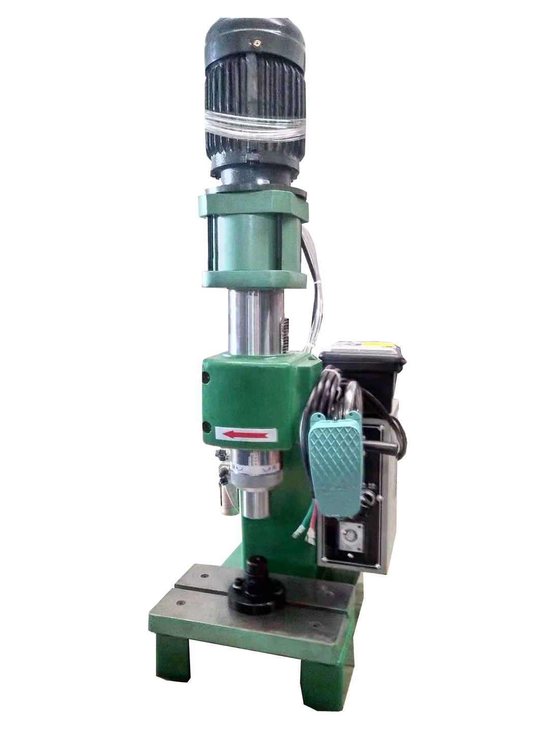 وصول جديد USUN نموذج: آلة التثبيت الدوارة الهوائية منخفضة التكلفةUYH-136 للمقص مع أدوات الرأس المسطحة