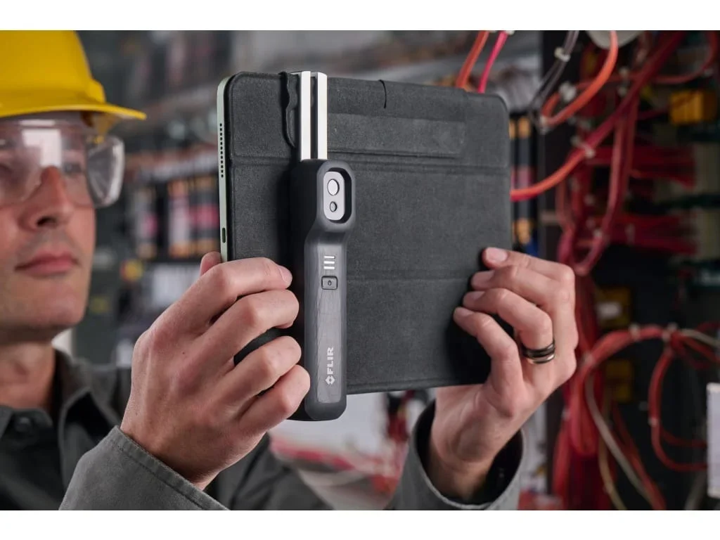 كاميرا FLIR ONE EDGE PRO الحرارية مع اتصال لاسلكي للأجهزة الذكية التي تعمل بنظام iOS وAndroid #5