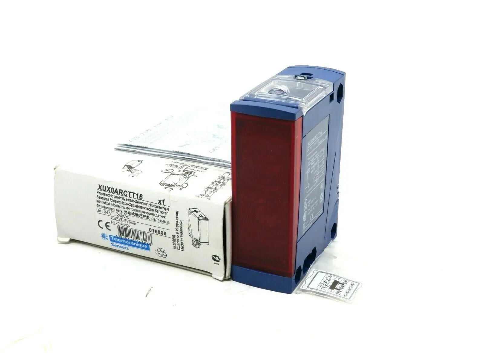 XUX0ARCTT16 Photoelectric sensors XU, XUX, multi, Sn 0...40 m, 24...240VAC/DC, terminals