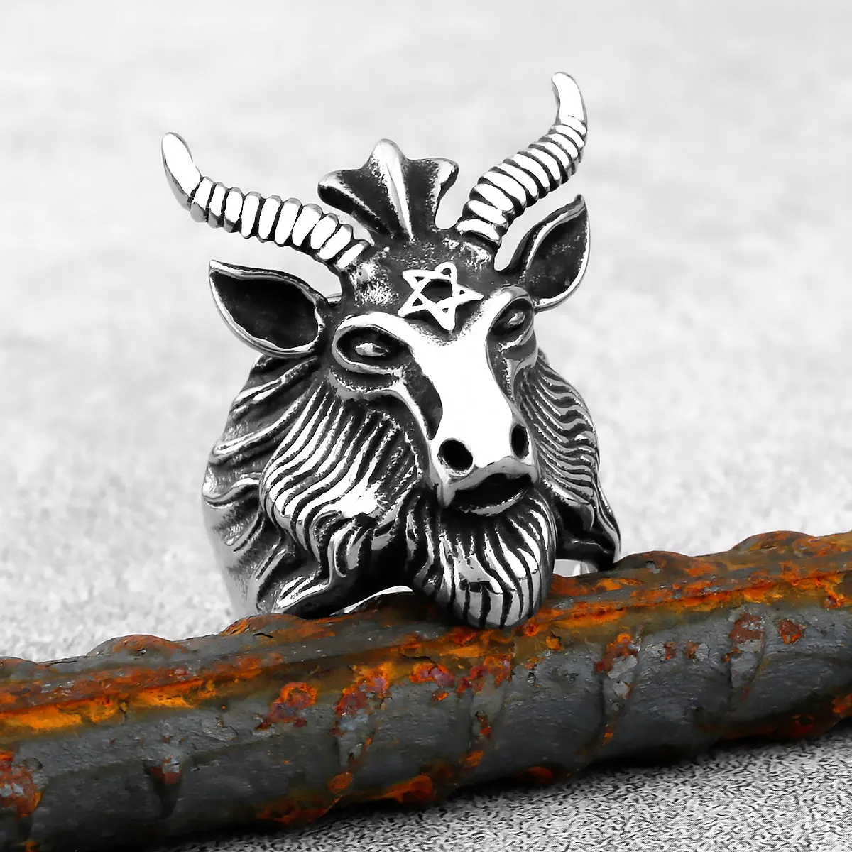 Vintage Satan Sign Pentagram Goat Head Ring Punk Gothic Style High Quality Metal Satan Goat Ring Charm Men\'s Punk Biker Jewelry