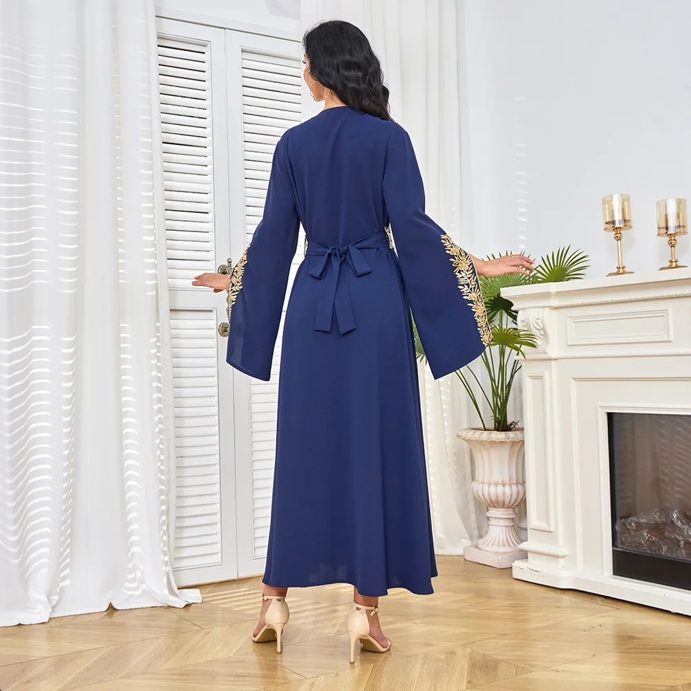 Muslim Robe Long Dress Dubai Robe Beaded Dress Waist Dress 2025 Autumn And Winter New Fashion Women's Clothing
