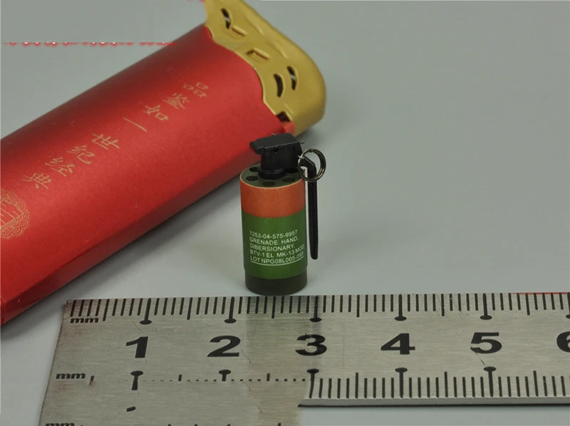 1/6 Scale  2pcs/se grenade Models for 12''Body DIY Scebe Accessories