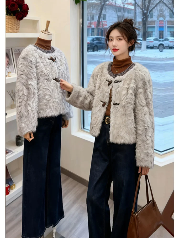 

Утепленная короткая меховая куртка для женщин: модная теплая верхняя одежда на осень-зиму, приталенная, с пуговицами, длинный рукав