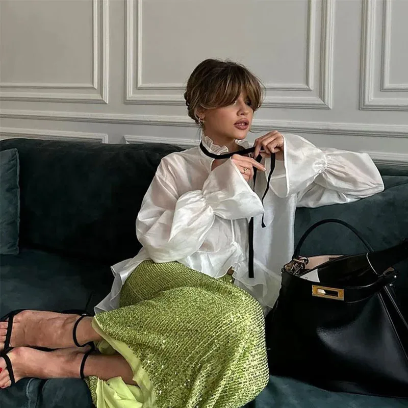 

Сексуальная свободная белая женская рубашка, модные блузки с рюшами и воротником с длинными рукавами, элегантный прозрачный топ, женская одежда