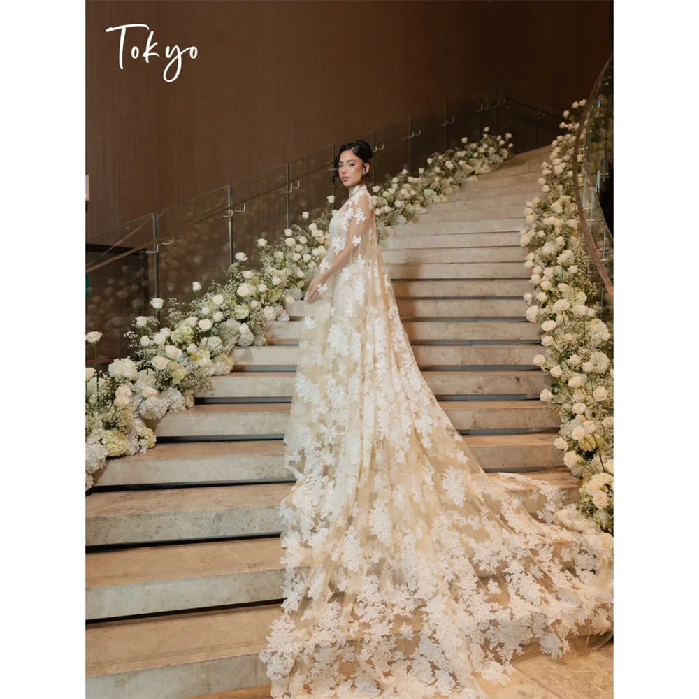 

Tokyo High Neck Lace Cape Long Train Wedding Dress Floral Applique Bridal Gown Luxury Grand Ceremony Cathedral Marriage Dress