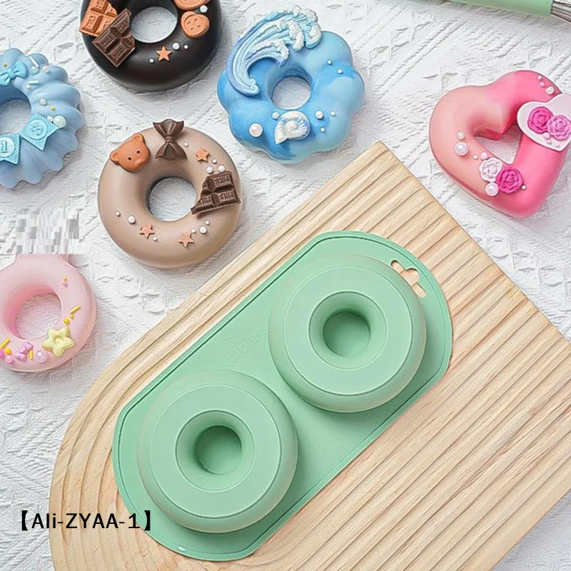 【A】2 Cavity Heart Round Lace Grooved Baking Mousse Cake Pudding Dessert Chocolate French Pastry Silicone Molds
