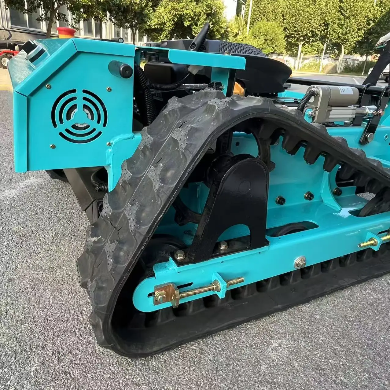 Remote Control Lawn Mower, Automatic Climbing, Garden Weed Remover,High Efficiency for Household Use, Install Snow Shovel, 500mm