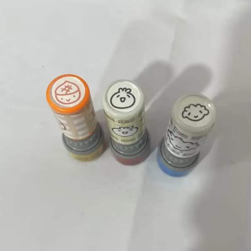 Kleines Tier-Lamm Mini Fotosensitives Siegel Kreative Niedliche Tägliche Stimmungsanzeige für Notizbuch DIY-Dekoration – Detail 4