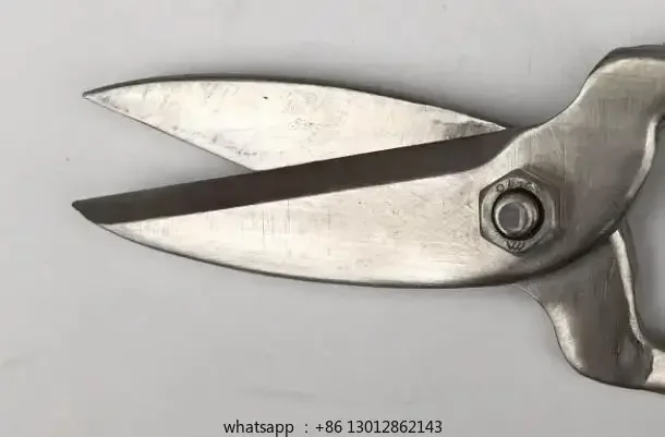 

Lamplighter Point-nosed Scissors Modified K-shaped Bubble Diamond