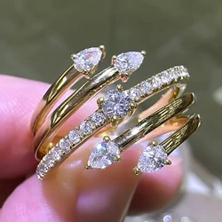 Huitan Luxury Trendy Women Rings New Gold Color Wedding Accessories with Brilliant Cubic Zirconia Statement Female Jewelry Party