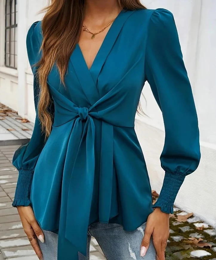 Wiosenno-jesienna bluzka retro z głębokim dekoltem w serek, krzyżowymi ramiączkami, elegancka plisowana bluzka biurowa, niebieska, codzienna bluzka z długim rękawem i sznurowaniem.