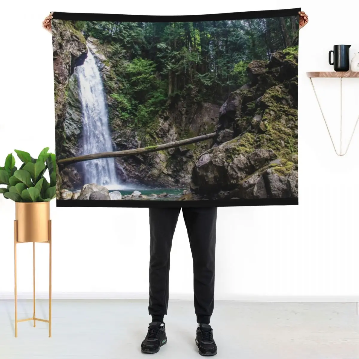 

Mighty Pacific Northwest Waterfall Throw Blanket Stylish Couch Blanket for Home Living Room
