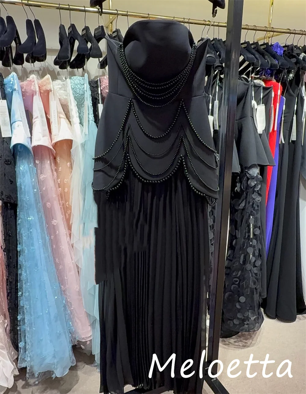 Gaun Panjang Tanpa Tali Model A-line Lipit Mutiara Chiffon Berkualitas Tinggi yang Dapat Disesuaikan untuk Acara Khusus Fashion Seksi