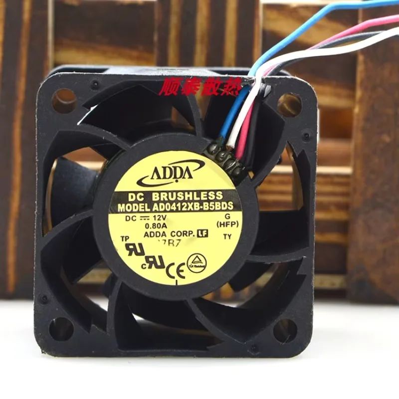 

ADDA AD0412XB-B5BDS DC 12 В 0,80 А 40x40x28 мм 4-проводной охлаждающий вентилятор для сервера