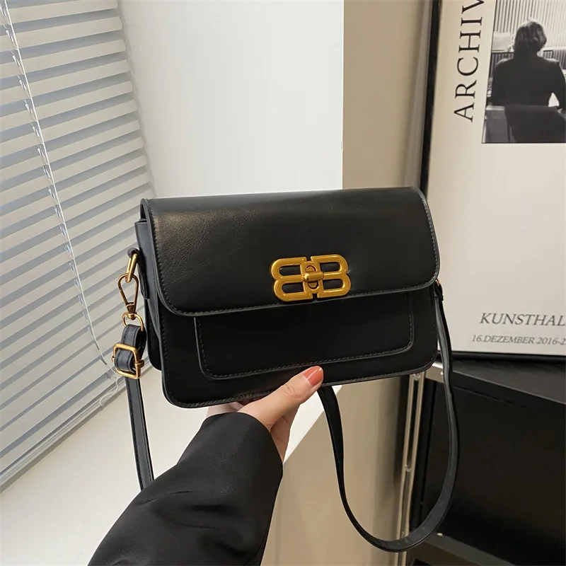 

2025 New Retro Mini Square Bag for Women, Vintage Chic Shoulder Crossbody Purse with Premium Elegant Style