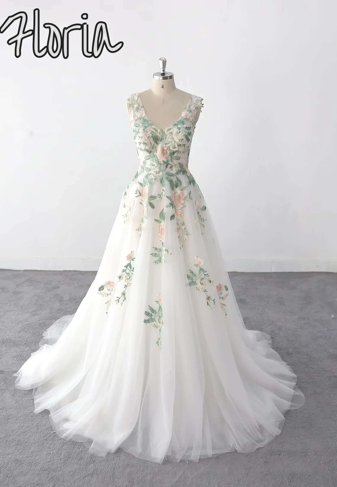 

Elegant Forest Fairy V-Neck Spaghetti strap Lace Wedding Dress With 3D Floral Appliues Boho Beach Wedding Dress