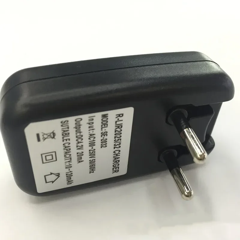 Moeda Botão Celular Adaptador de Carregador de Bateria, Lítio De Alimentação CA, EU Plug para LIR2032, LIR2025, ML2032, ML2025, CR2032