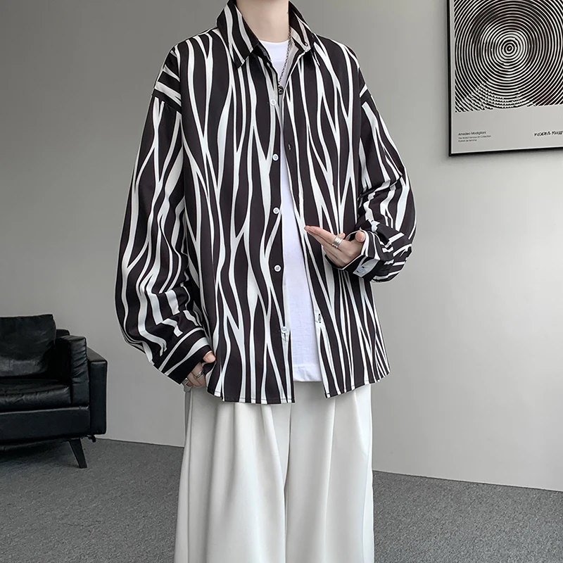 

Autumn Men's High End Striped Shirt College Vintage Casual Blouse Man Loose Long Sleeve Top Y2K Korean Streetwear Shirts Men