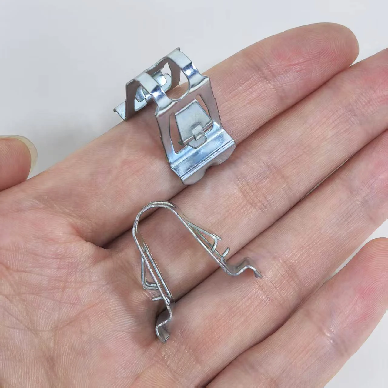 For Mercedes Benz C-Class C200L Rear Door Pillar Door Post C-pillar Interior Panel, Metal Steel Fixing Clip