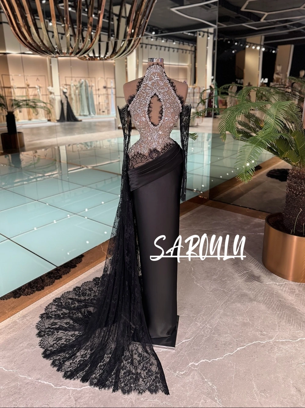 

Уникальное вечернее платье ручной работы с высоким вырезом и вырезом из бисера, черное сексуальное платье для выпускного вечера с кружевными рукавами и эффектным шлейфом для мероприятий от кутюр