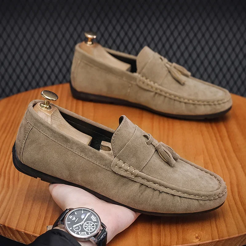 Brand Spring Summer Hot Sell Moccasins Men Loafers High Quality Patent Leather Shoes Men Flats Lightweight Driving Shoes 2025