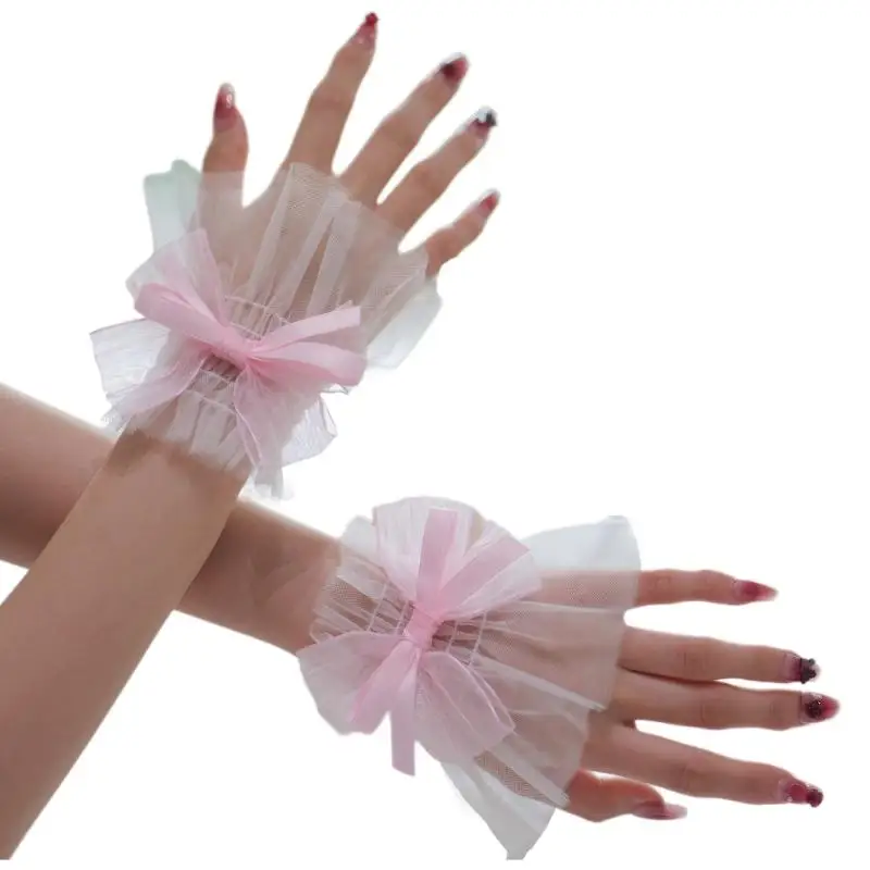 652F Elegante Biegungsdetails an belüfteten Armstulpen, beispielhaft für die Fotografie und den Alltag