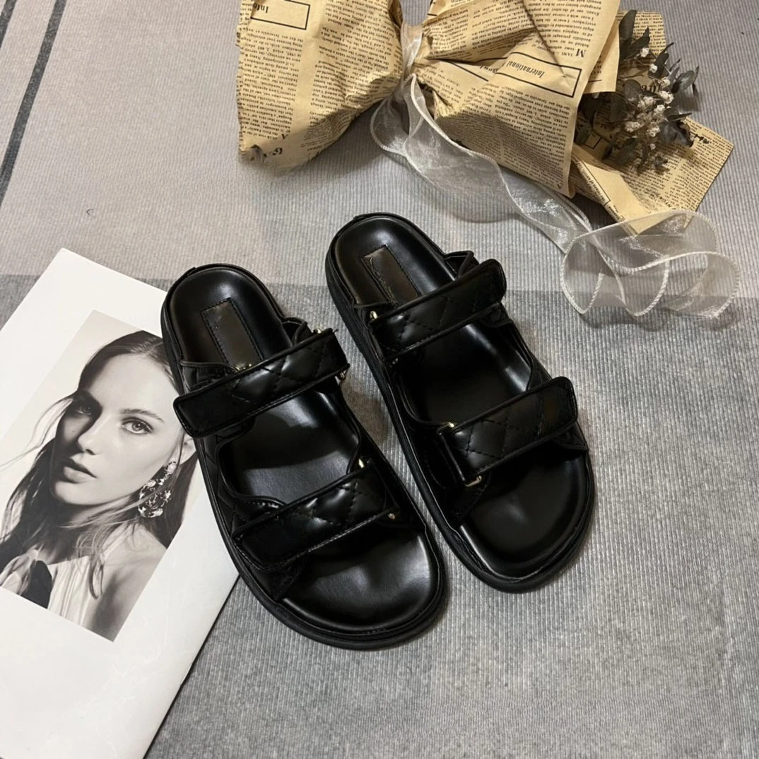 

2026 Summer New Women's Chain Design Genuine Leather Sandals Open Toe Slide Sandals Plus Size Casual Beach Shoes for Daily Wear