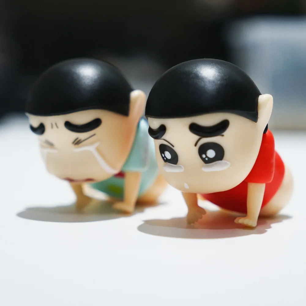 7 センチメートルアニメクレヨンしんちゃんかわいい泣き姿勢アクションフィギュア PVC モデルおもちゃ人形車の装飾品コレクションギフト
