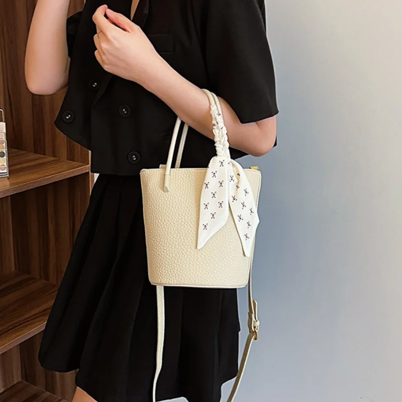 

Newest Sophisticated Stylish Shoulder Bag Versatile Chic Bucket Tote Crossbody Bag Gorgeous Lightweight Elegant Handbag