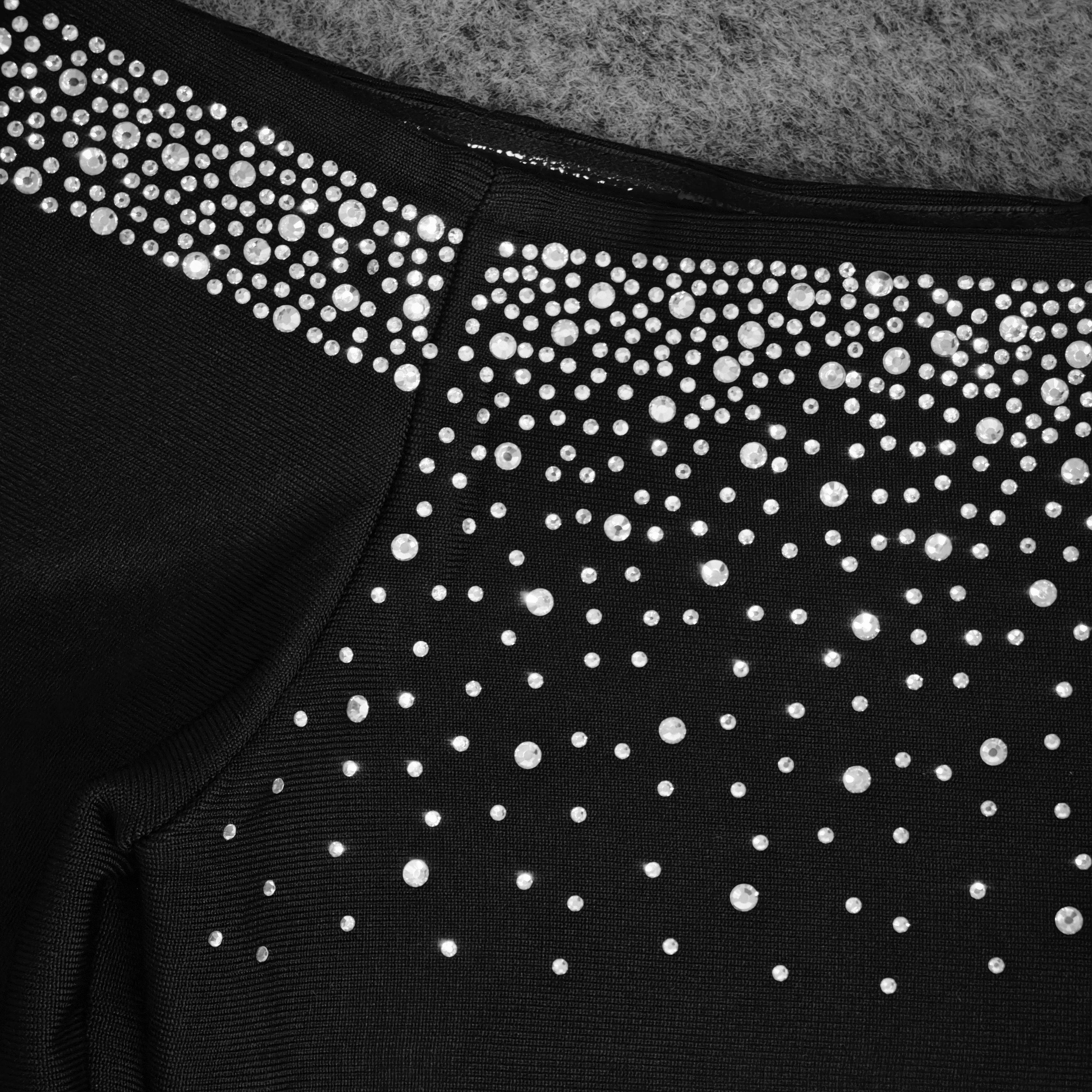 ชุดเดรสยาวสไตล์ฝรั่งเศสแบบเฮปเบิร์น ดีไซน์หรูหราเบาๆ ทรงเข้ารูป โชว์หลัง ผูกเชือกผูกเอว สำหรับผู้หญิง