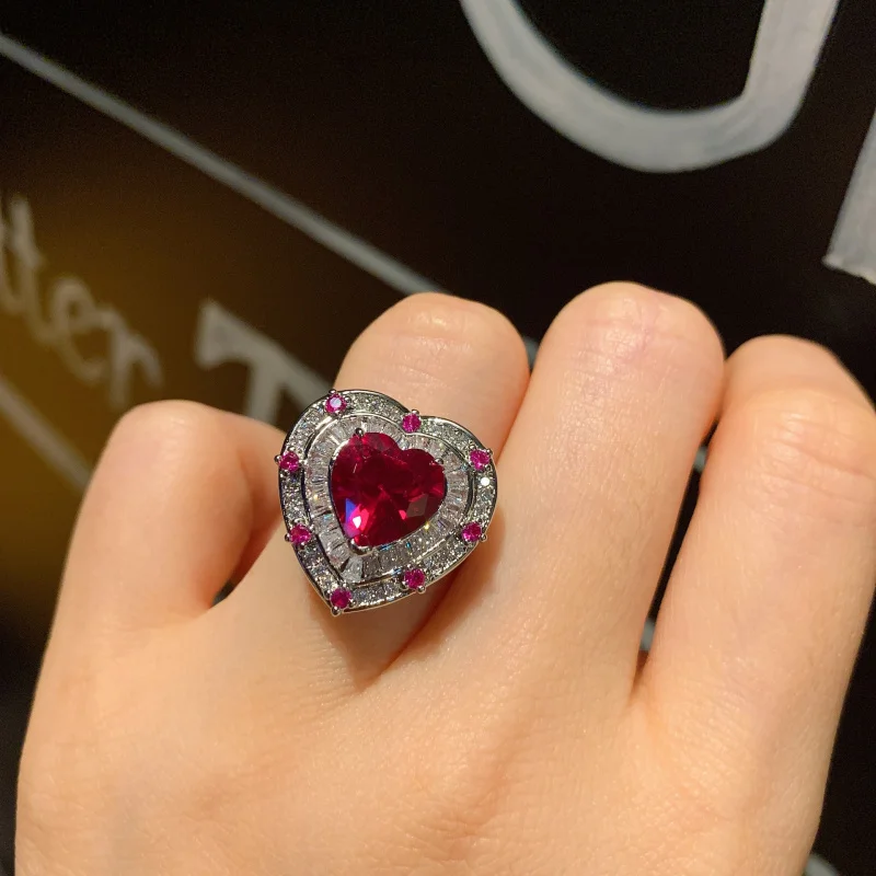 New Jewelry European and American Style Glass Heart Ring for Women Wholesale Main Stone 10*10