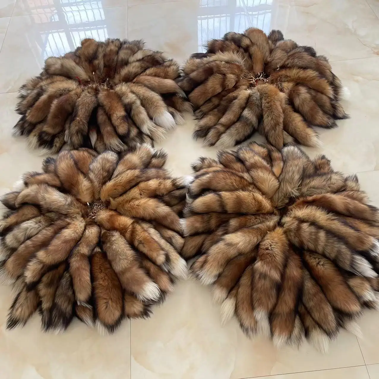 2024 Real Fox Fur Tail Large Long Natural Fur tail Keychain Pendant Cosplay tail Cute Wolf Fox Tail Fur Car Keychains For Women