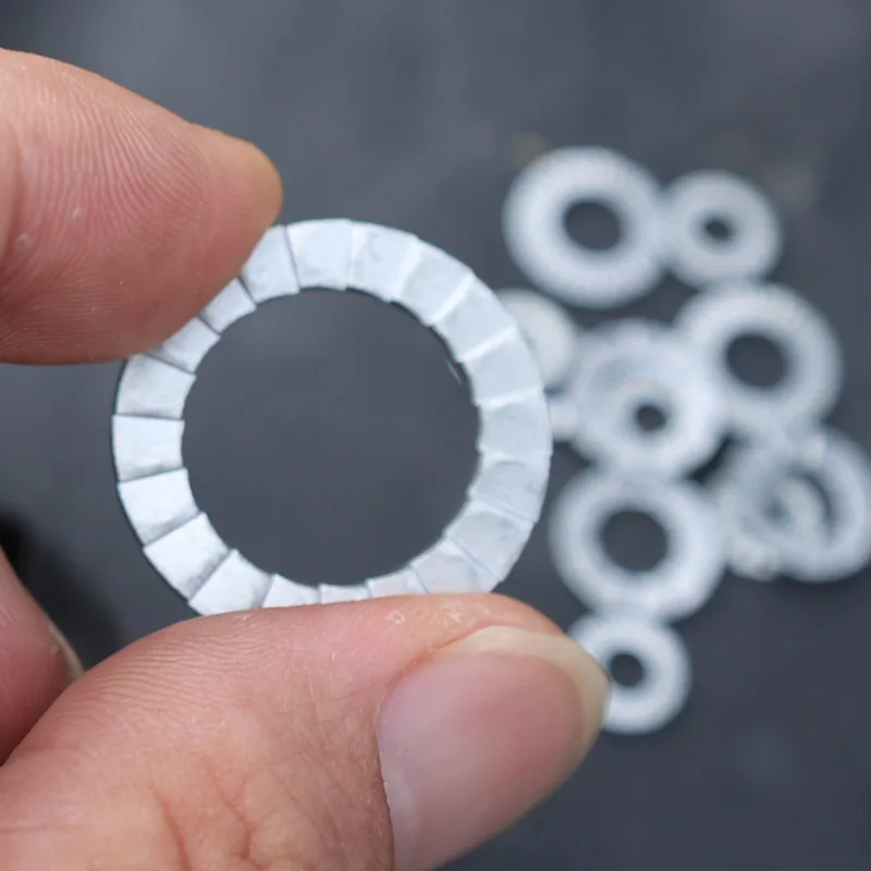10/50pcs Rondella del disco in acciaio inossidabile Guarnizione seghettata Blocco rondelle allentate Cuneo Guarnizione antiurto Rondella autobloccante Elementi di fissaggio